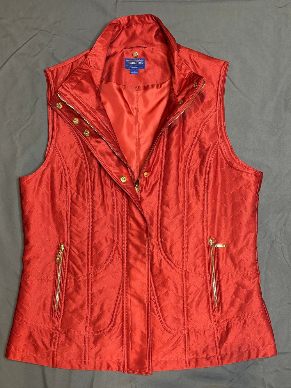 Pendleton Women’s Quilted Vest Rust Red Gold Zipper Snap Front Size L